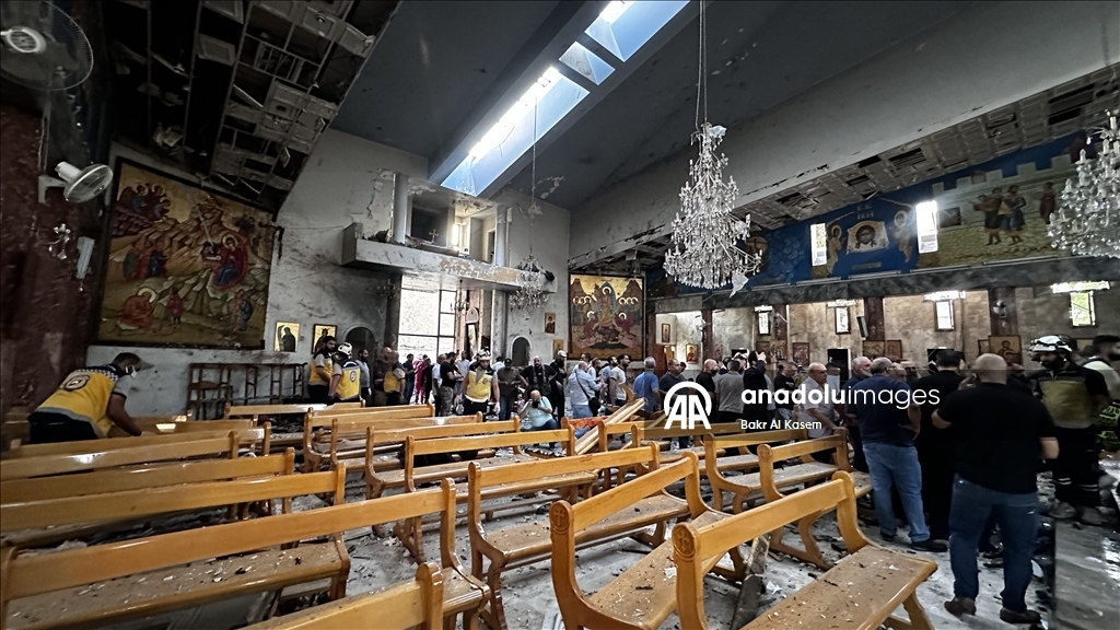 Şam’da kilisede meydana gelen patlamada çok sayıda kişi hayatını kaybetti