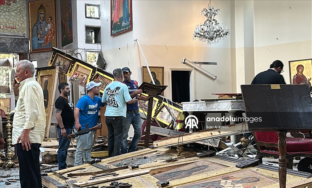 Şam’da kilisede meydana gelen patlamada çok sayıda kişi hayatını kaybetti