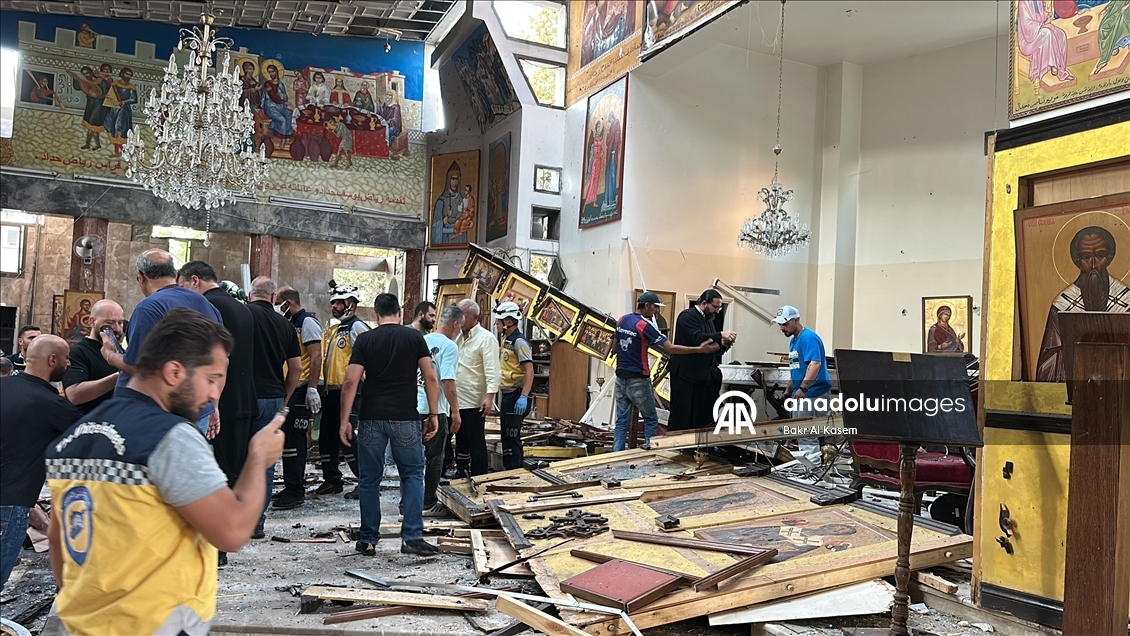 Şam’da kilisede meydana gelen patlamada çok sayıda kişi hayatını kaybetti