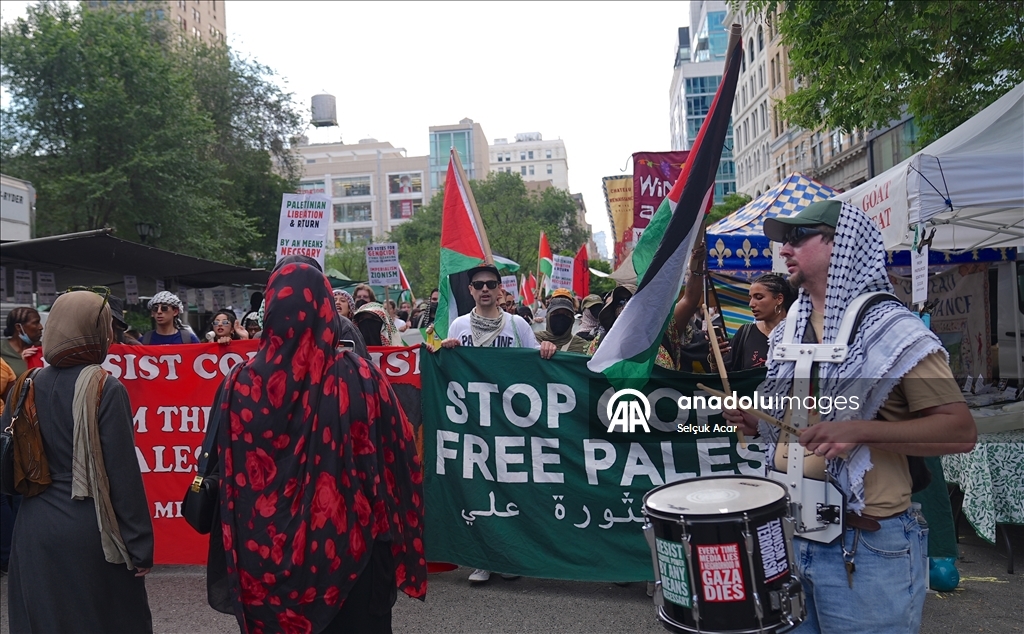 New York'ta İsrail'in Gazze ve İran'a yönelik saldırılarına karşı protesto yürüyüşü düzenlendi