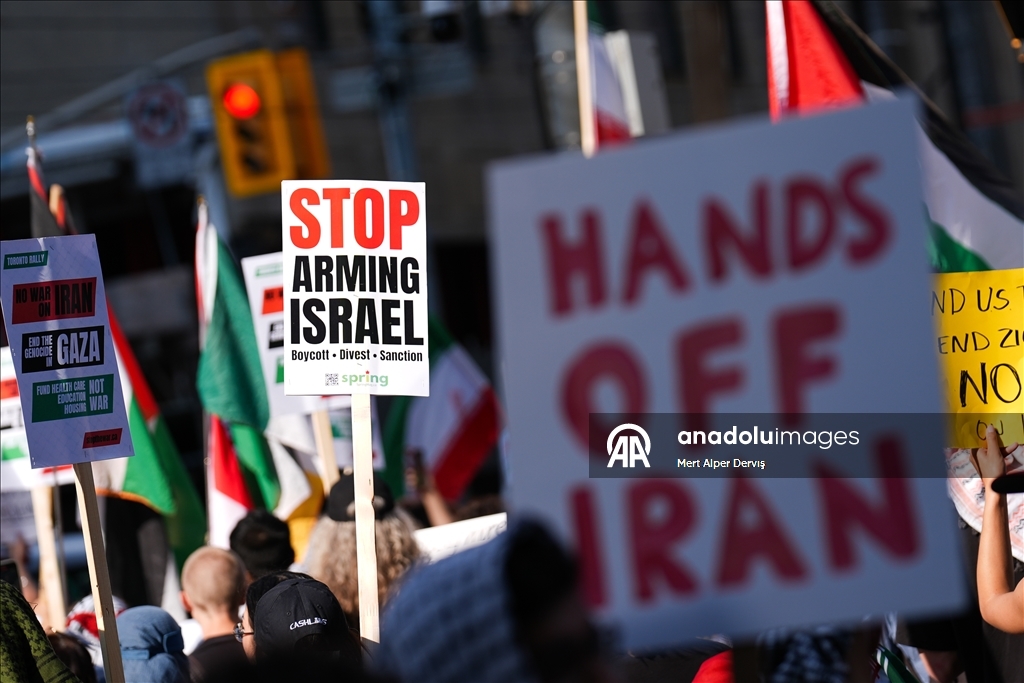 В Торонто протестуют против атаки США на Иран