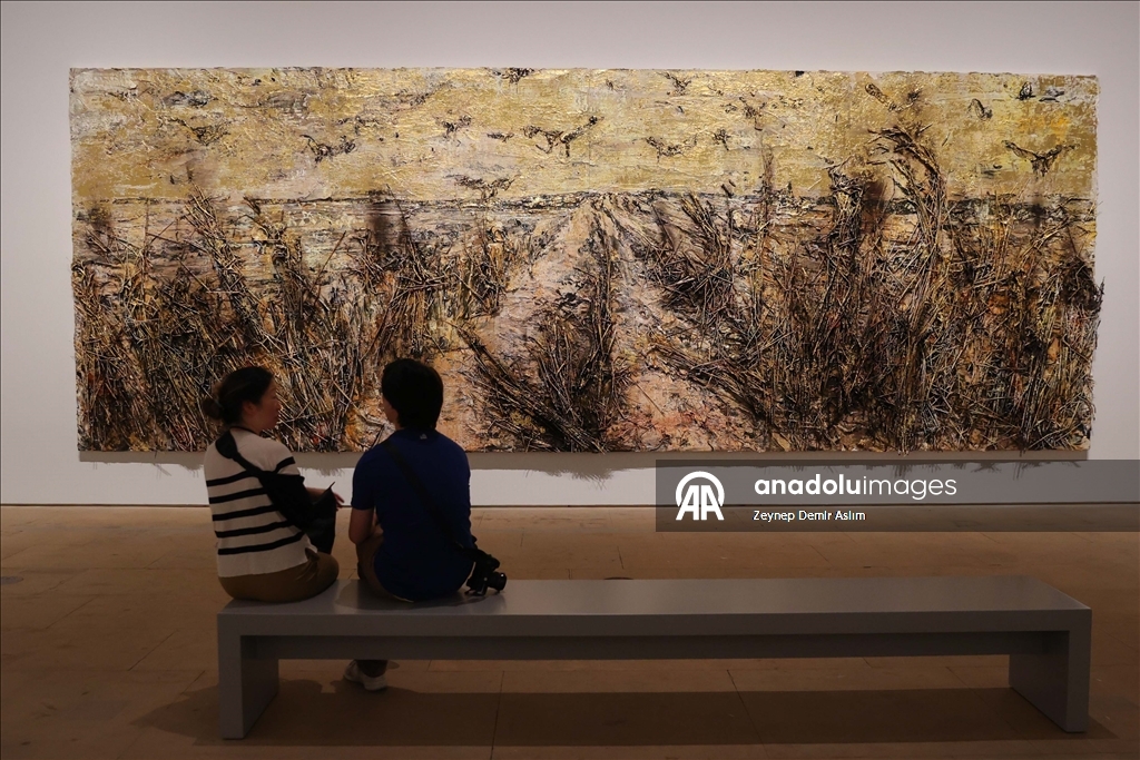 Anselm Kiefer ve Vincent van Gogh’un eserleri, Londra’daki Royal Academy of Arts’ta sanatseverlerle buluşuyor