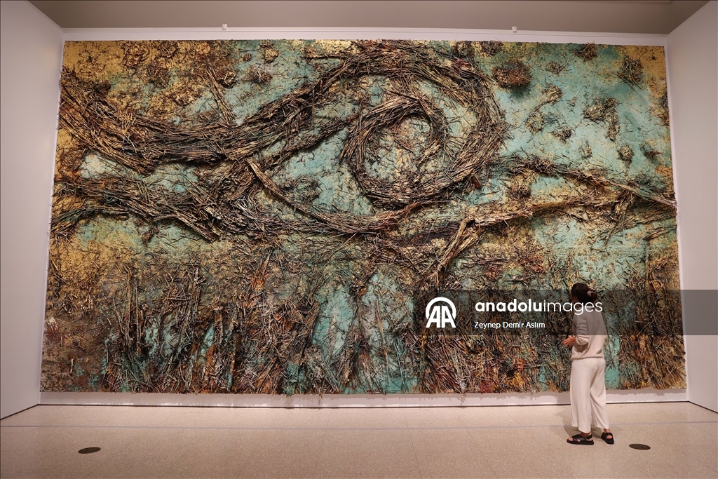 Anselm Kiefer ve Vincent van Gogh’un eserleri, Londra’daki Royal Academy of Arts’ta sanatseverlerle buluşuyor