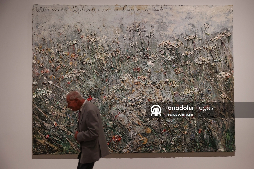 Anselm Kiefer ve Vincent van Gogh’un eserleri, Londra’daki Royal Academy of Arts’ta sanatseverlerle buluşuyor