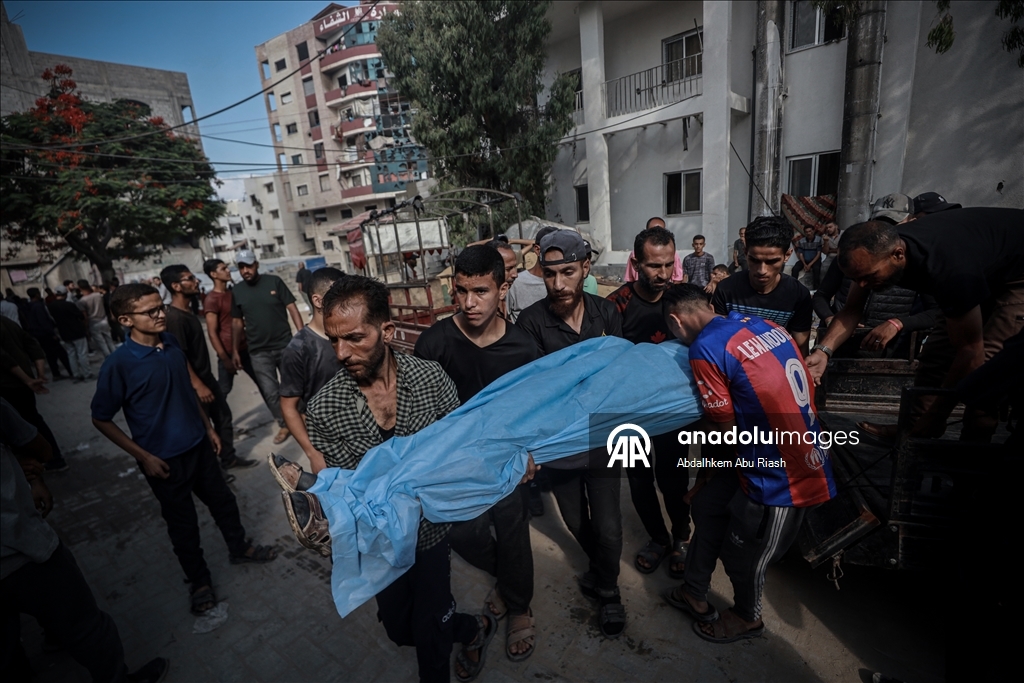 İsrail'in Gazze'de insani yardım bekleyenlere saldırısında 20 kişi öldü, 246 kişi yaralandı