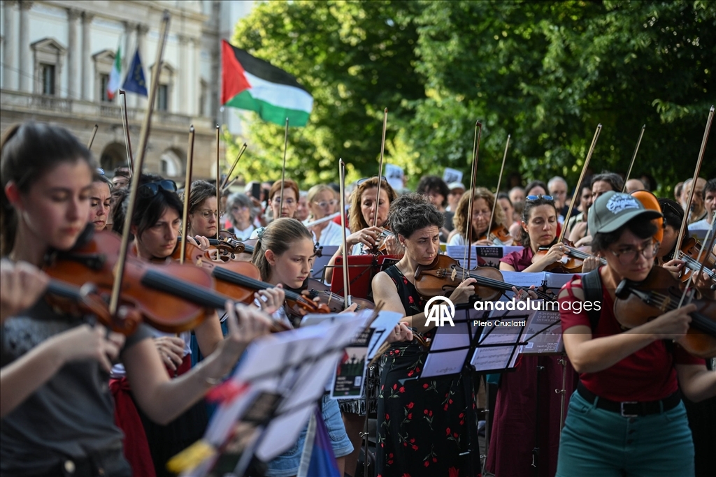 Milano'da Filistin'e müzikli destek gösterisi düzenlendi
