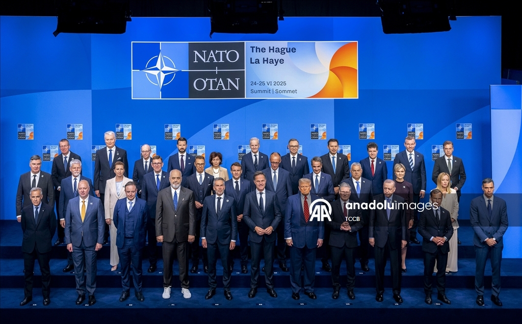 Президент Эрдоган принял участие в семейной фотосессии саммита лидеров НАТО