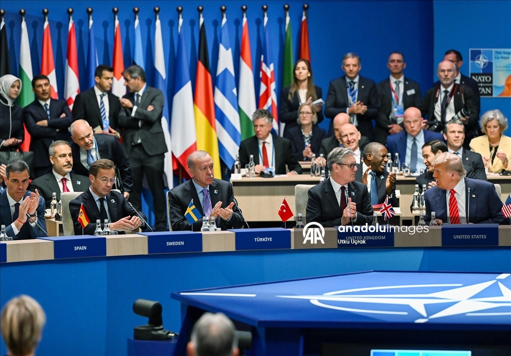 Cumhurbaşkanı Erdoğan, NATO Zirvesi için Hollanda'da