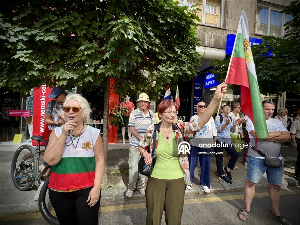 Sofya'da Bulgaristan'ın avroya geçişi protesto edildi
