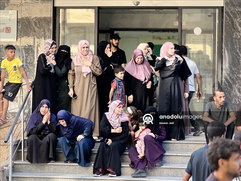 Gazze’de Bureyc Mülteci Kampı’na düzenlenen saldırıda 6 kişi yaşamını yitirdi