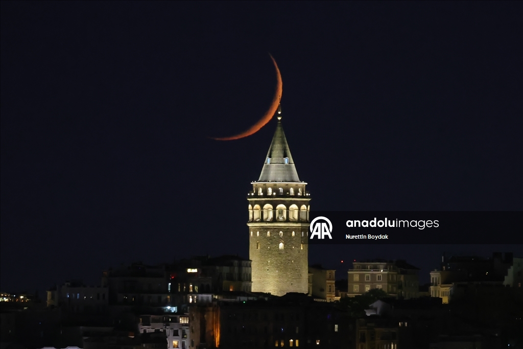 İstanbul'da hilal