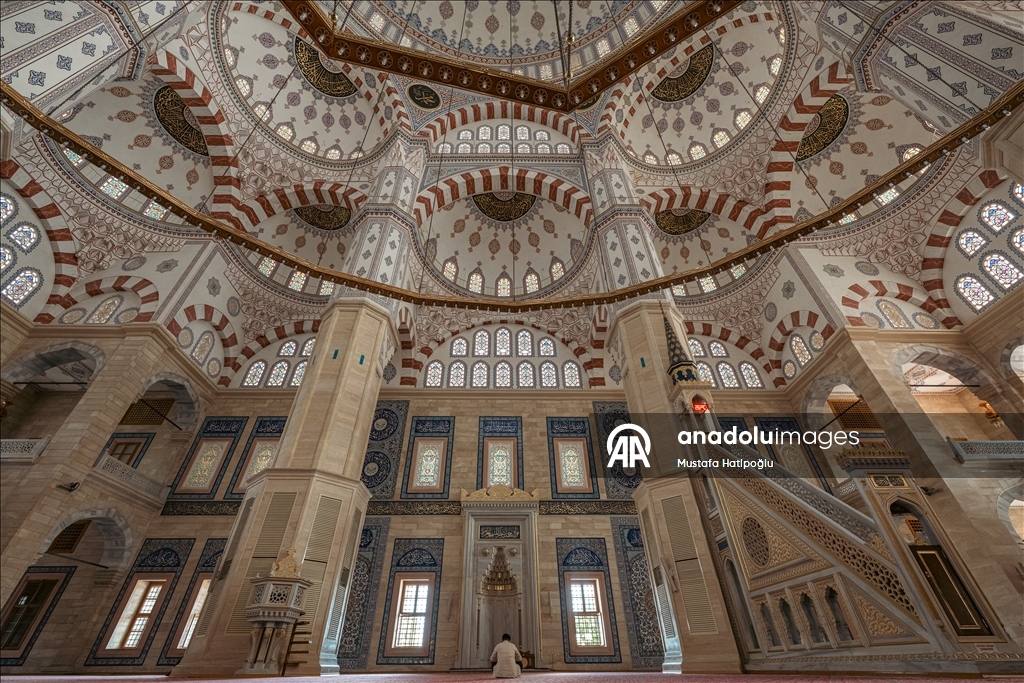 Adana’nın simgesi Sabancı Merkez Camisi