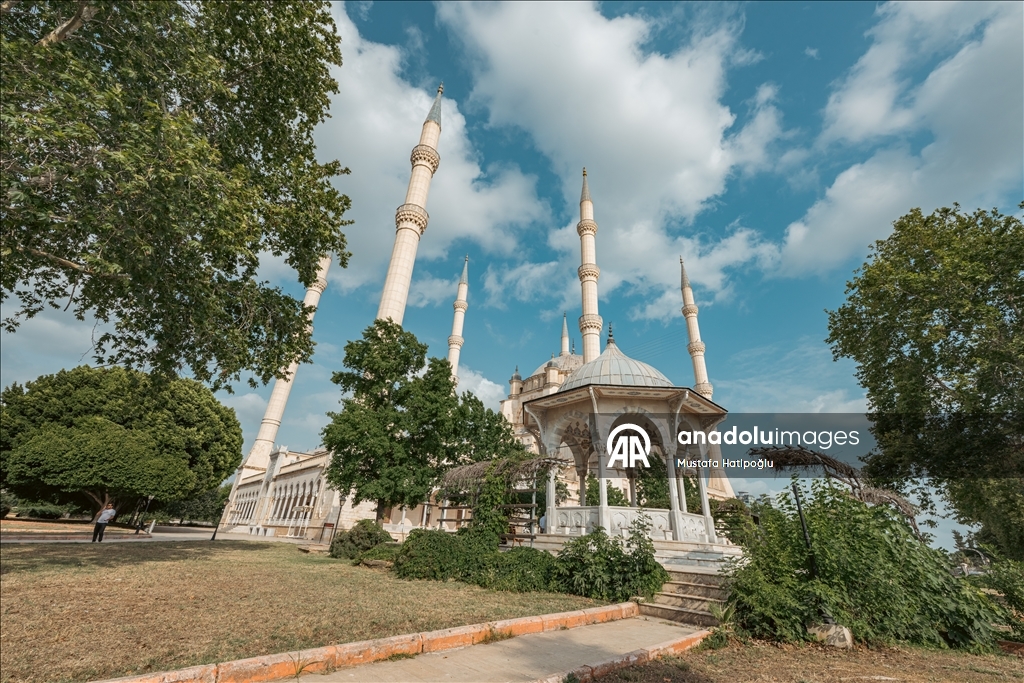 Adana’nın simgesi Sabancı Merkez Camisi