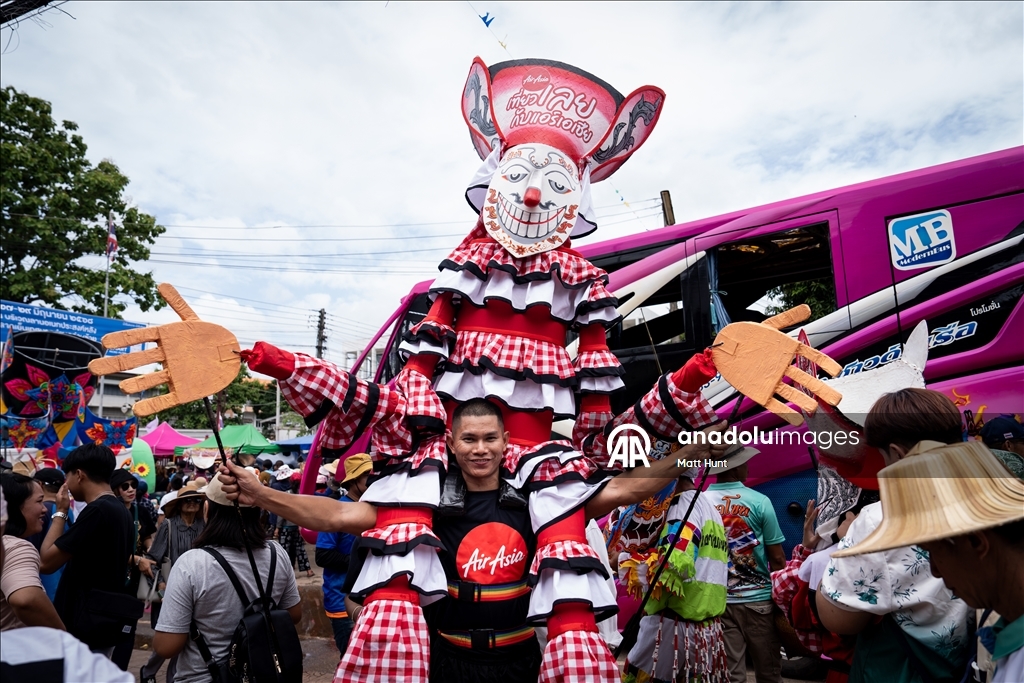 Tayland'da "Phi Ta Khon" hayalet festivali kutlandı