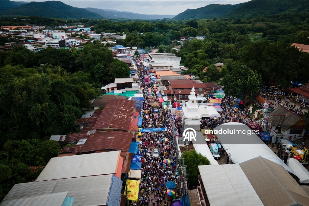 Tayland'da "Phi Ta Khon" hayalet festivali kutlandı