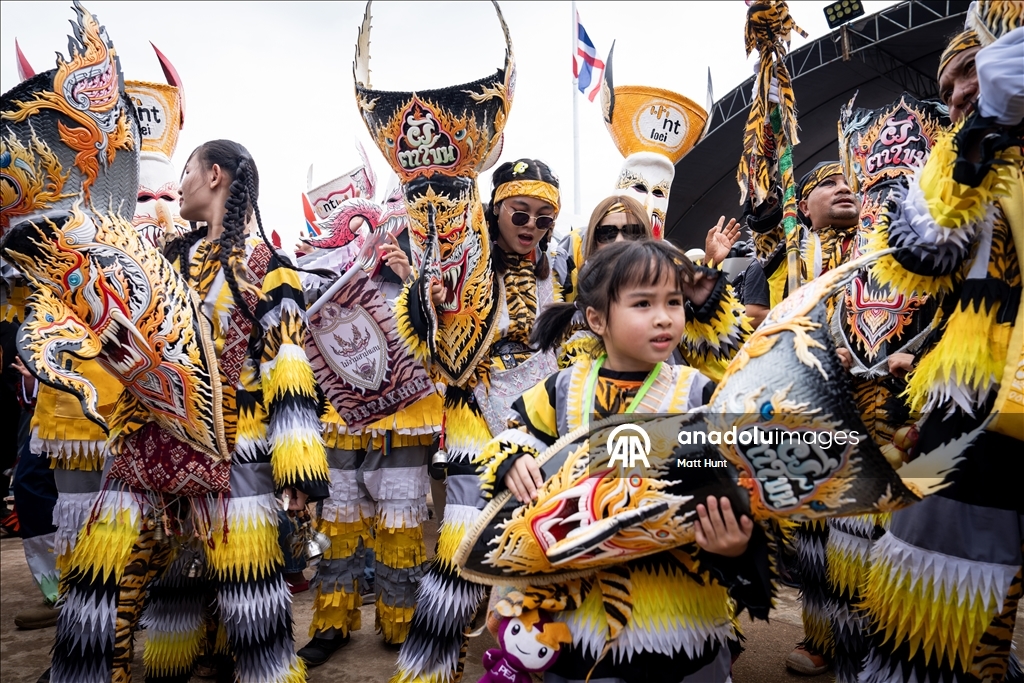 Tayland'da 'Phi Ta Khon' hayalet festivali kutlandı
