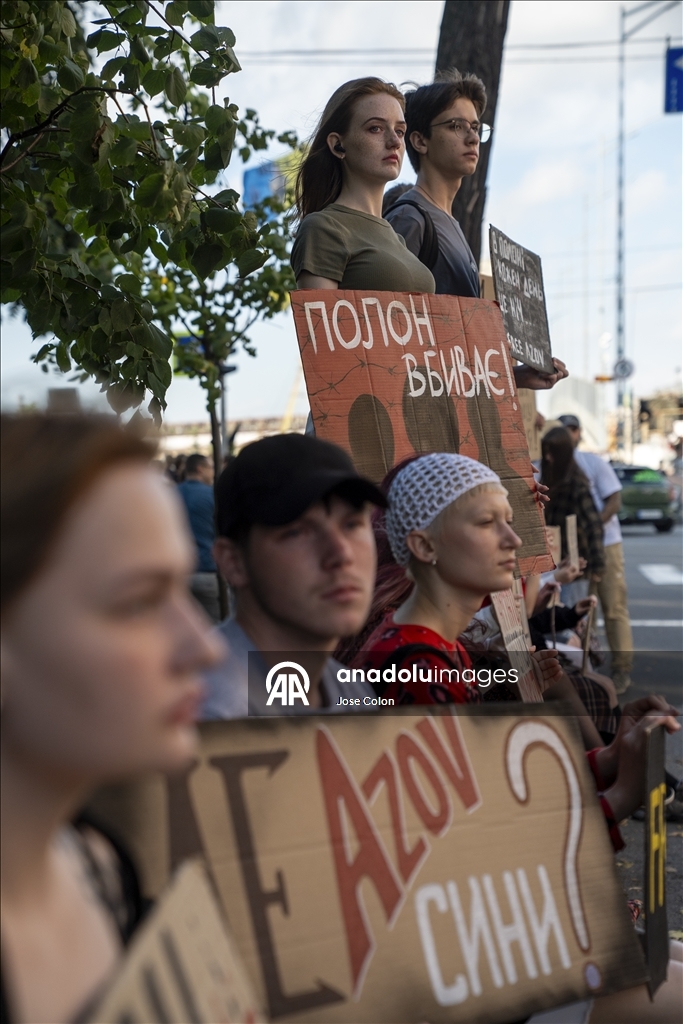 В Киеве потребовали освобождения украинских военных, попавших в плен в Азовстали