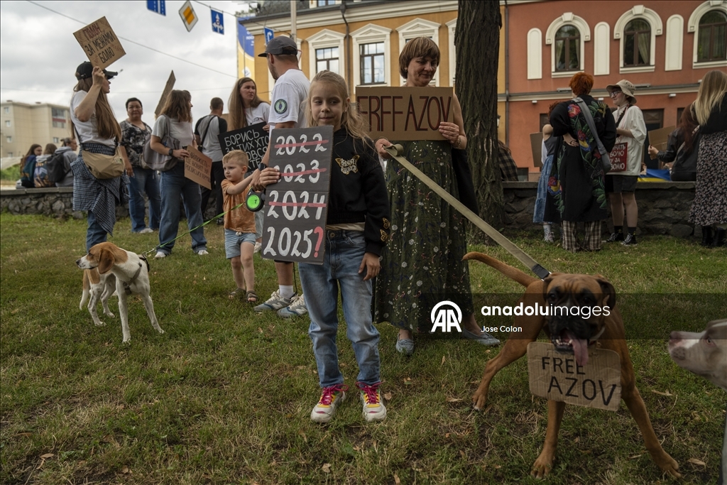 В Киеве потребовали освобождения украинских военных, попавших в плен в Азовстали