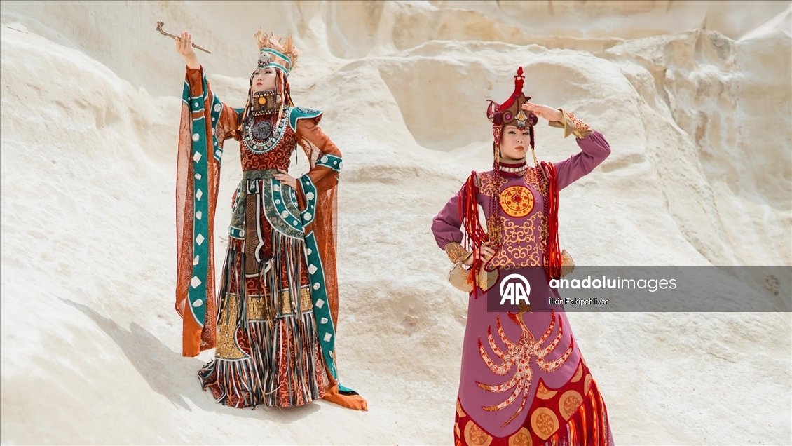 Kazakistan'ın Aktau kentinde "8. Türk Dünyası'nda Kadın ve Moda Günleri" etkinliği yapıldı