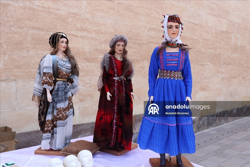Ağrı'daki İshak Paşa Sarayı geleneksel Türk sanatlarına ev sahipliği yaptı