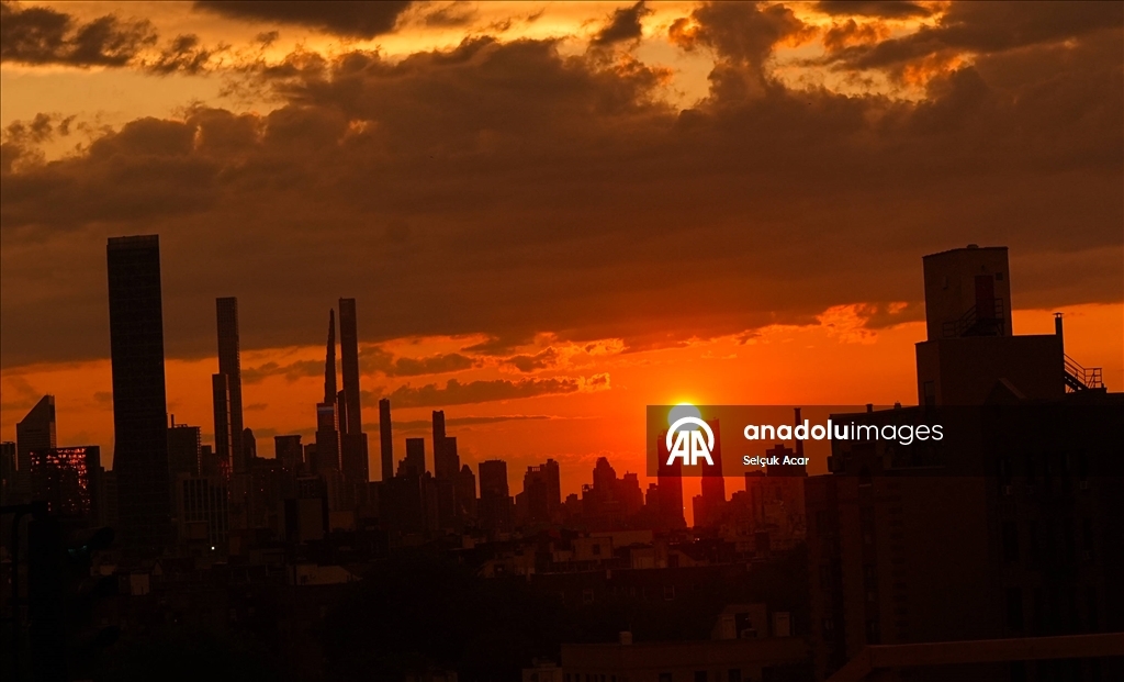 New York'ta fırtına sonrası gün batımı