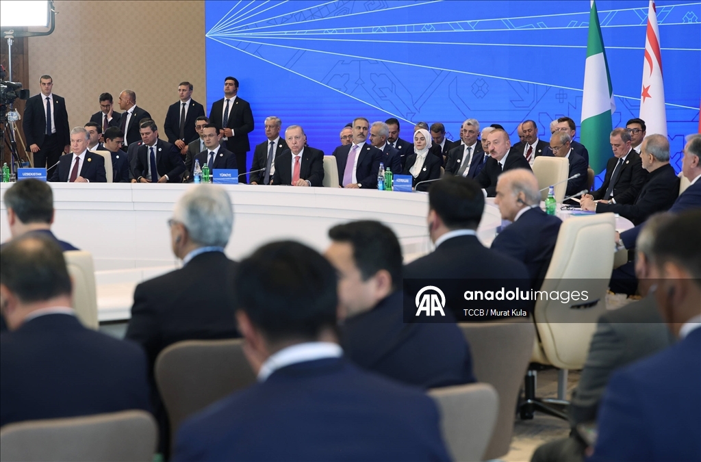 Ekonomik İşbirliği Teşkilatı 17. Zirvesi Azerbaycan'ın Hankendi şehrinde başladı