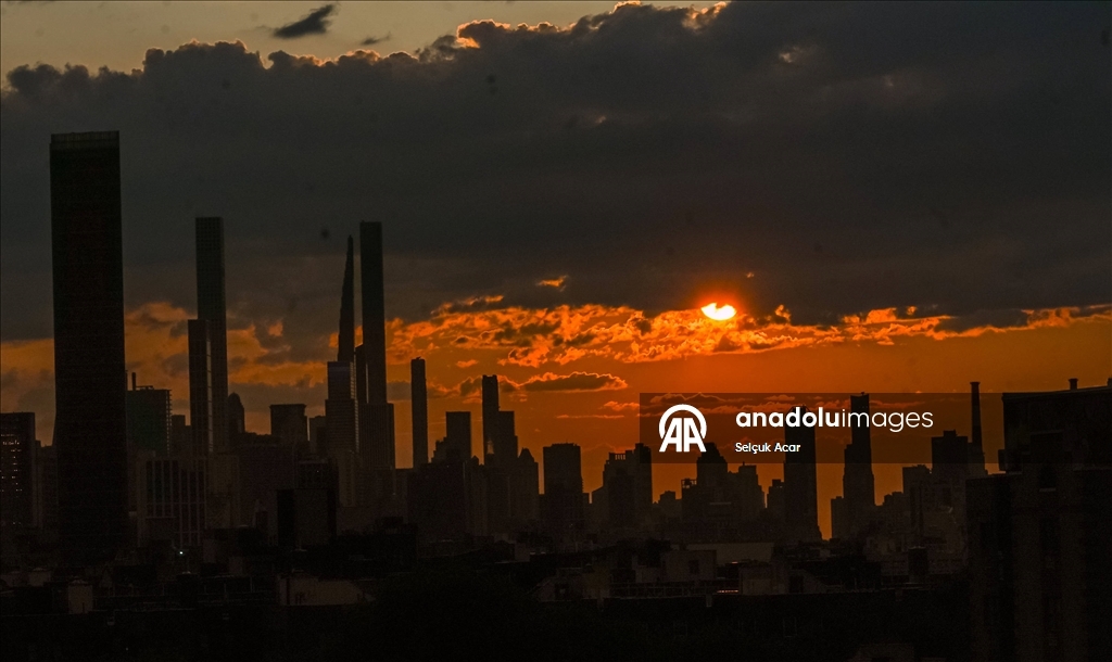 New York'ta fırtına sonrası gün batımı