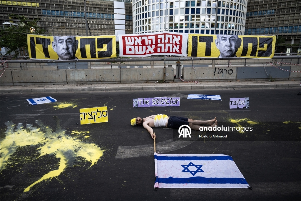 Tel Aviv'de ateşkes ve esirlerin geri getirilmesi talebiyle gösteri düzenlendi