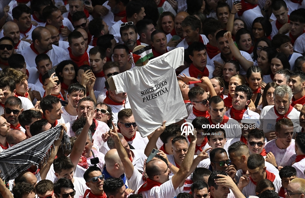 İspanya'nın ünlü San Fermin Festivali başladı