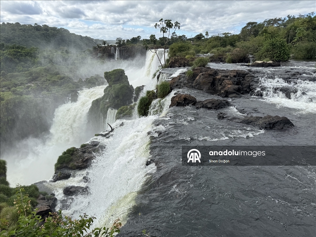 Argentina’s Natural Wonder: Iguazu Falls