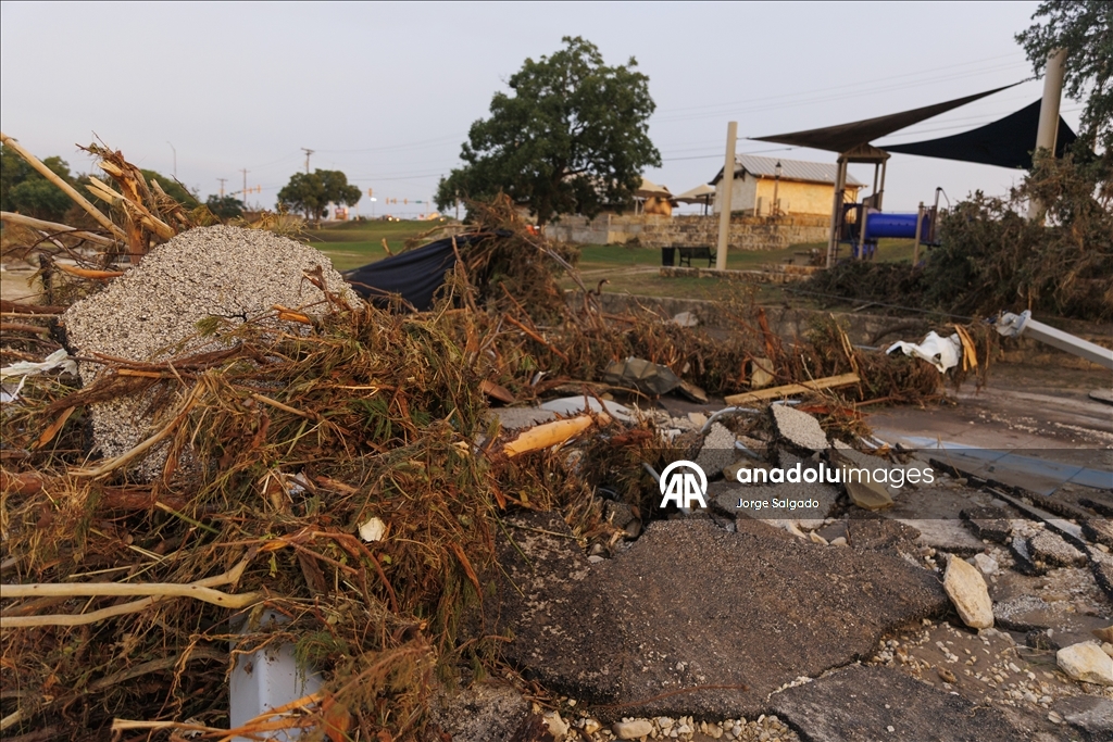 Flash floods kill 67 in US state of Texas