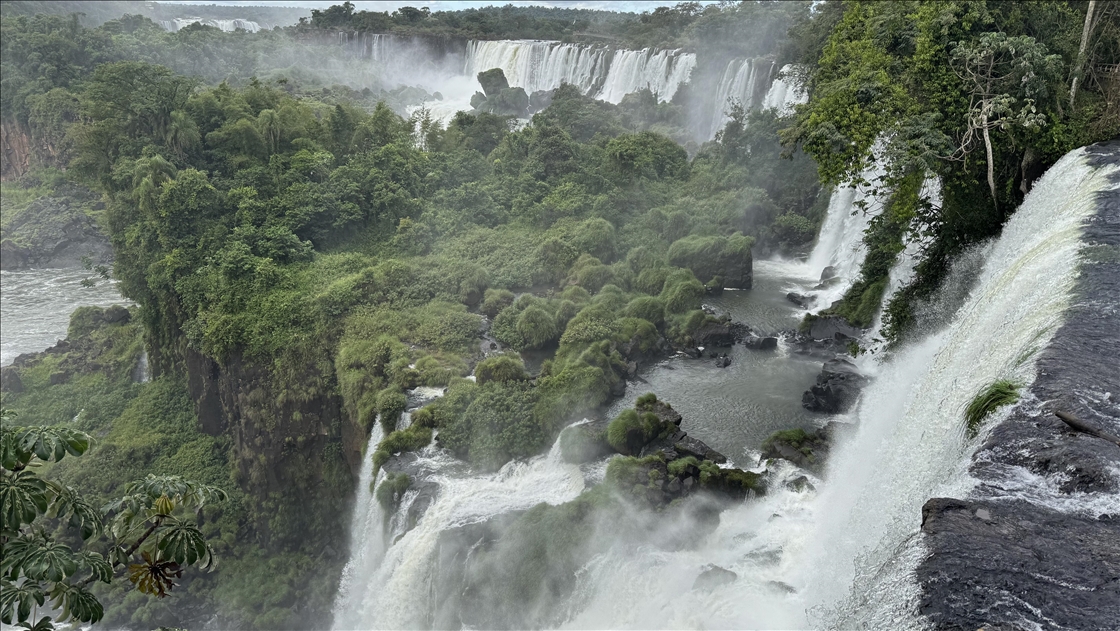 Argentina’s Natural Wonder: Iguazu Falls