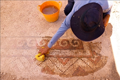 تركيا.. اكتشاف فسيفساء عمرها 1500 عام بولاية ماردين