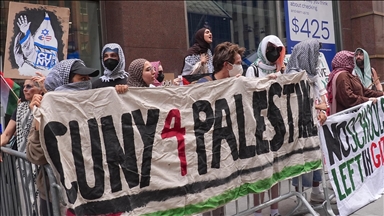New York Şehir Üniversitesi'ndeki baskılara karşı protesto düzenlendi