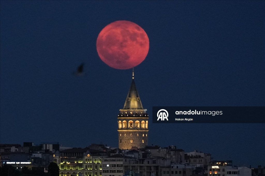 İstanbul'da dolunay