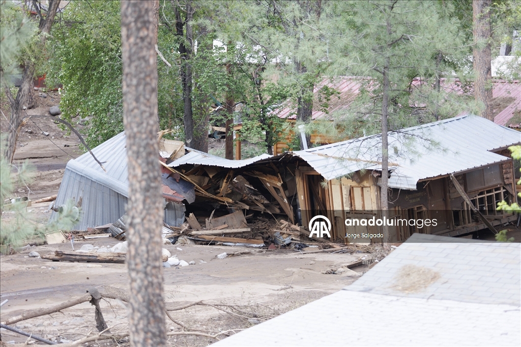 ABD'nin New Mexico eyaletinde muson yağmurları sonucu sel meydana geldi