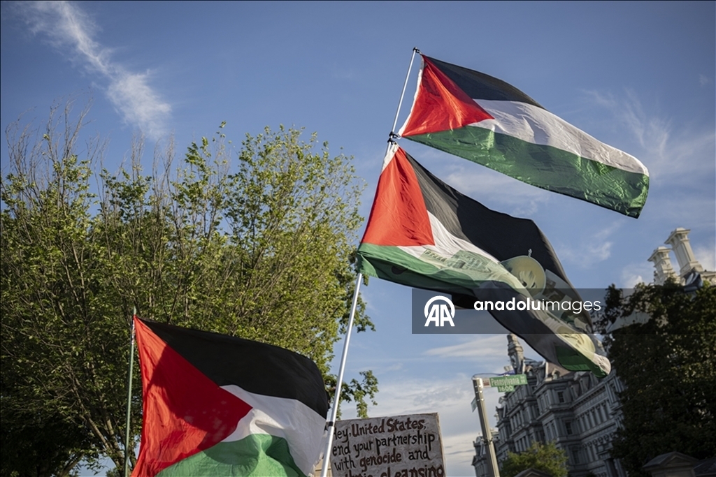 Aktivis pro Palestina gelar demonstrasi saat kunjungan Netanyahu ke AS
