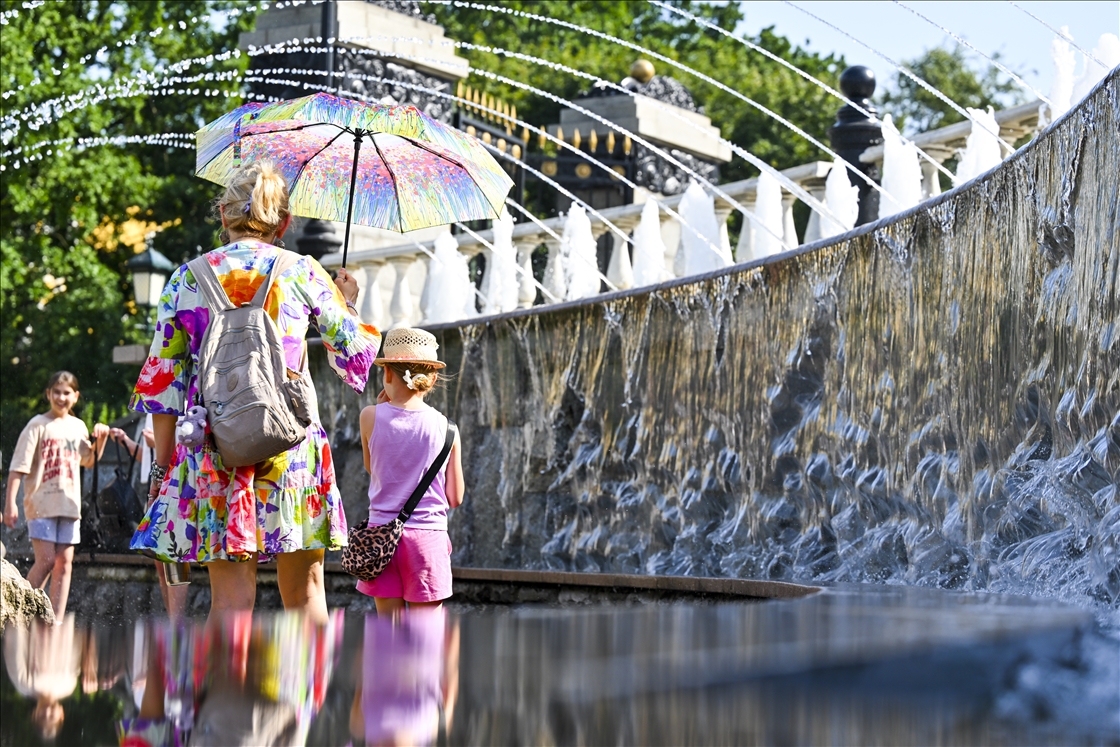 Rising temperatures hit Moscow