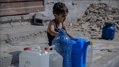 İsrail saldırıları altındaki Gazze'de su sıkıntısı