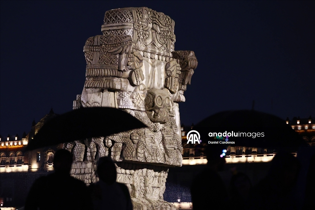 Meksika, Aztek İmparatorluğu'nun başkenti Tenochtitlan’ın kuruluşunun 700. yıl dönümünü kutladı