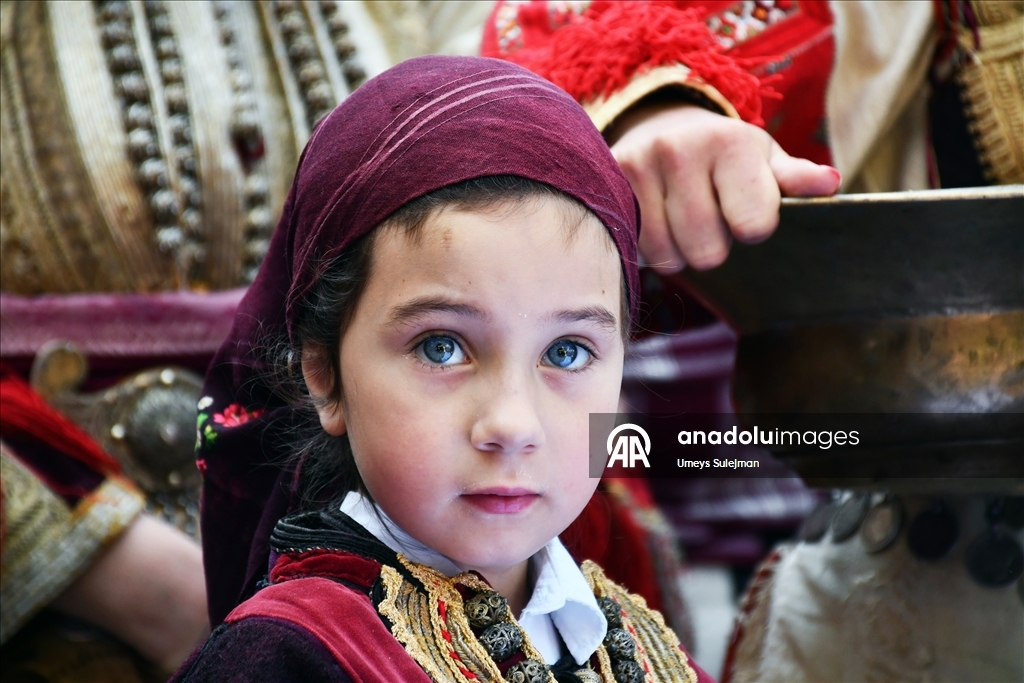 Kuzey Makedonya'nın Galiçnik köyünde asırlık düğün geleneği yaşatılıyor