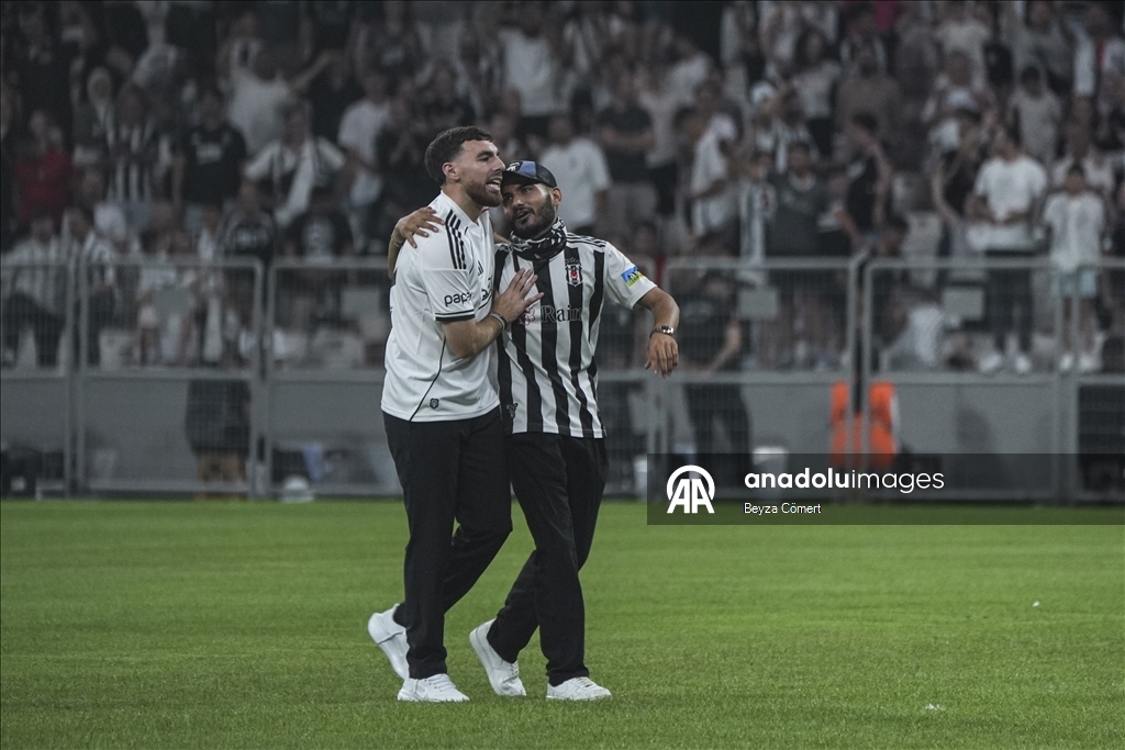 Beşiktaş, Milli futbolcu Orkun Kökçü ile sözleşme imzaladı