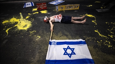 Tel Aviv'de ateşkes ve esirlerin geri getirilmesi talebiyle gösteri düzenlendi