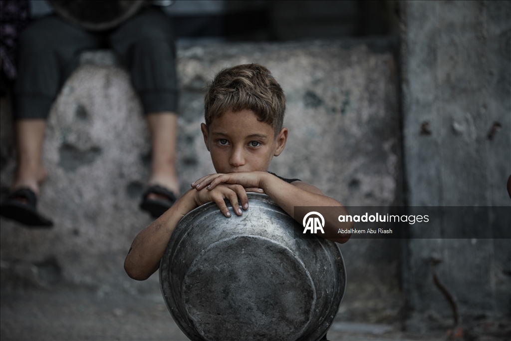Food distributed to Palestinians in Gaza under Israeli attacks