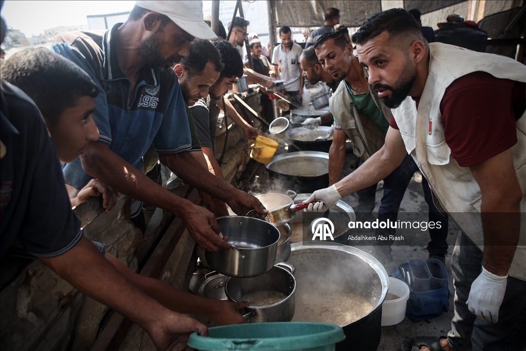 Food distributed to Palestinians in Gaza under Israeli attacks