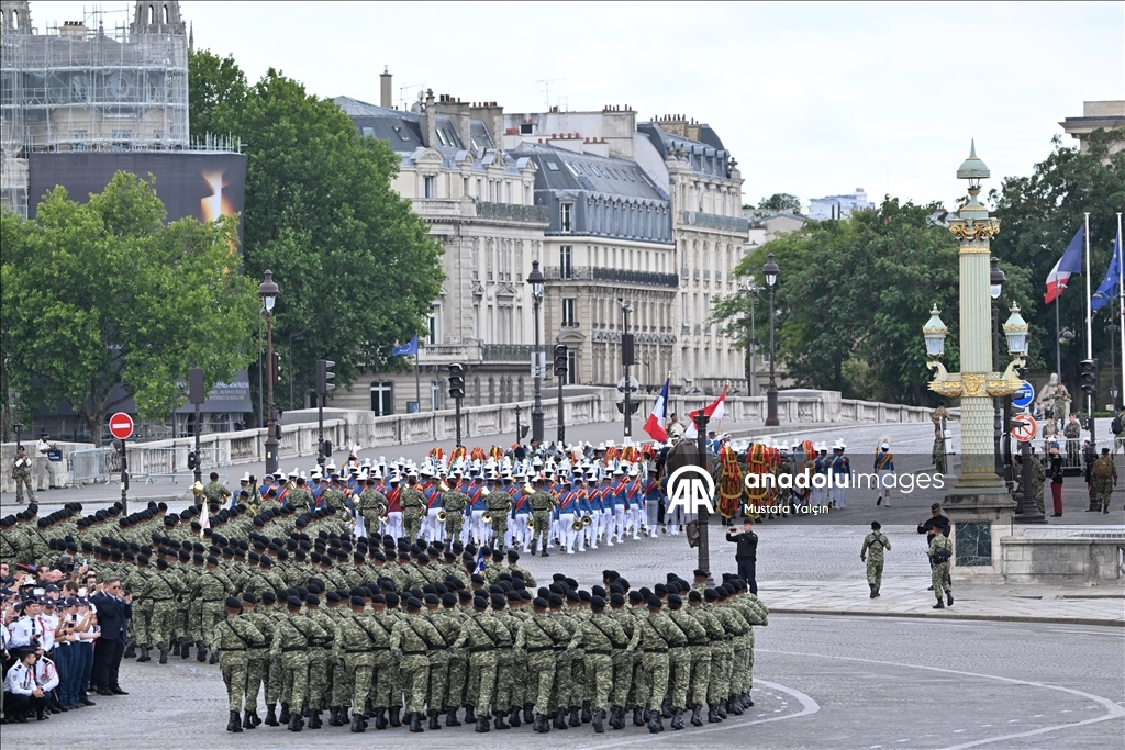 Paris'te 'Bastille Günü' kutlamaları