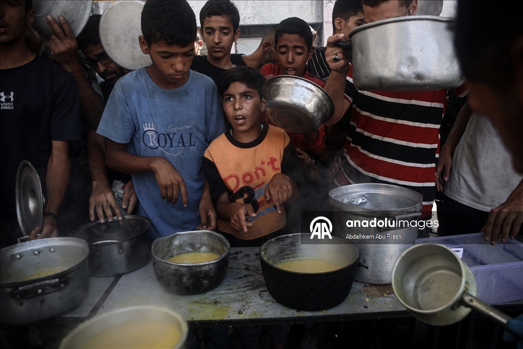 Food distributed to Palestinians in Gaza under Israeli attacks
