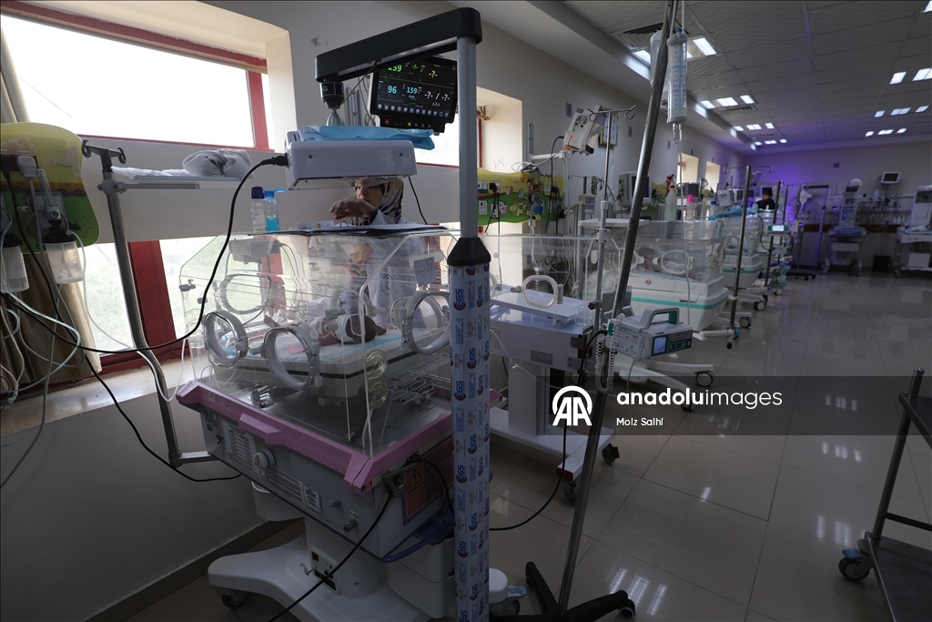 Gazze'de prematüre bebekler hayatta kalma mücadelesi veriyor