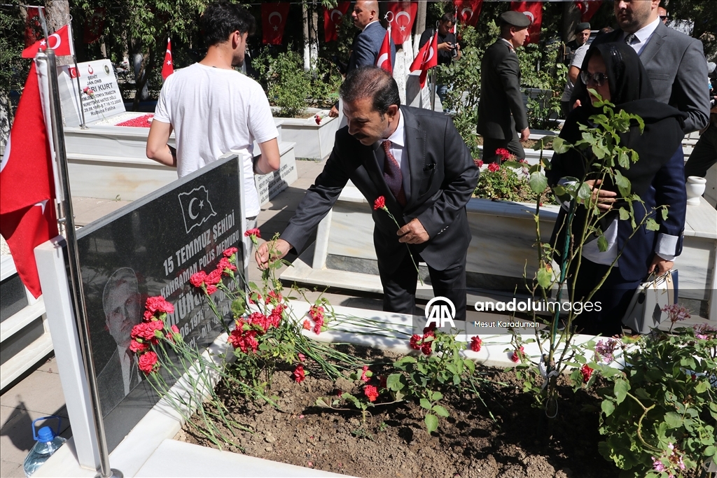 Yurt genelinde 15 Temmuz şehitleri anılıyor