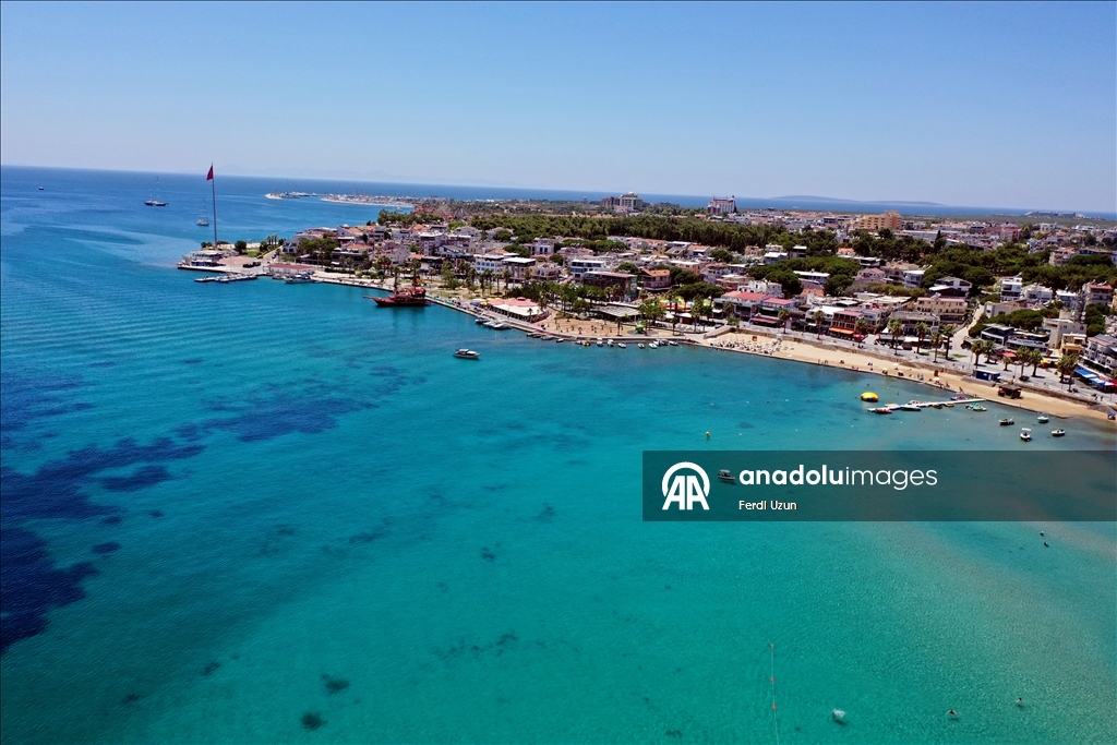 Tirkizno more privlači turiste: 39 plavih zastava vijori se na plažama Kušadasija i Didima u Turskoj